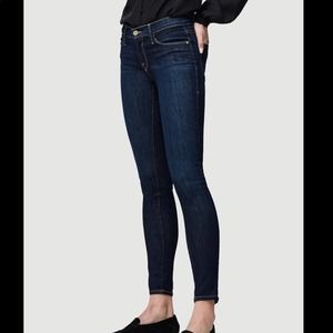 FRAME—Le‎ Skinny De Jean in Queensway. Sz 25x28